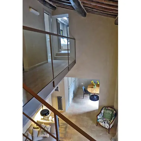 شقة Stylish كورتونا